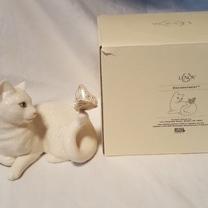 Lenox Enchanted. Cat with butterfly